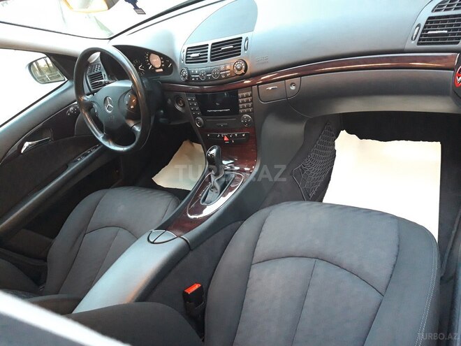 Mercedes E 220 2005, 233,400 km - 2.2 l - Bakı