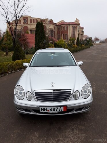 Mercedes E 220 2005, 233,400 km - 2.2 l - Bakı
