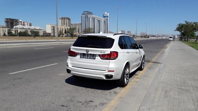 BMW X5 2015, 91,000 km - 4.4 л - Bakı