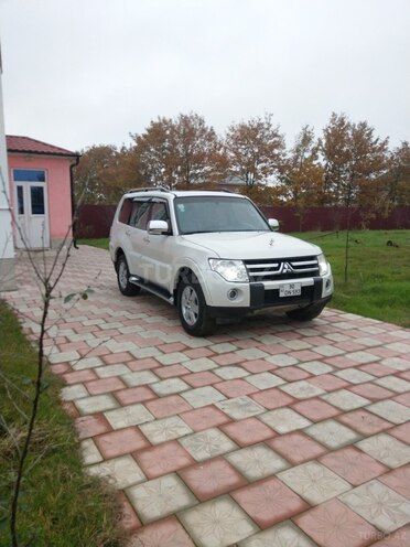 Mitsubishi Pajero 2008, 140,000 km - 3.0 л - Lənkəran