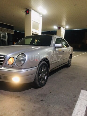 Mercedes E 300 1999, 224,500 km - 3.0 l - Bakı