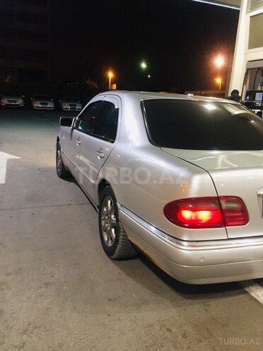 Mercedes E 300 1999, 224,500 km - 3.0 l - Bakı