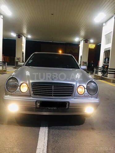 Mercedes E 300 1999, 224,500 km - 3.0 l - Bakı