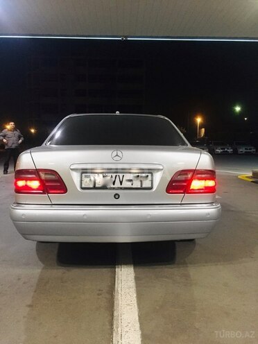 Mercedes E 300 1999, 224,500 km - 3.0 l - Bakı