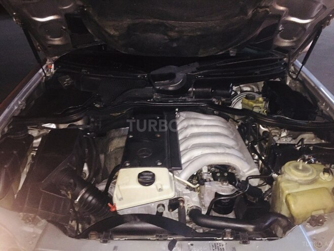 Mercedes E 300 1999, 224,500 km - 3.0 l - Bakı