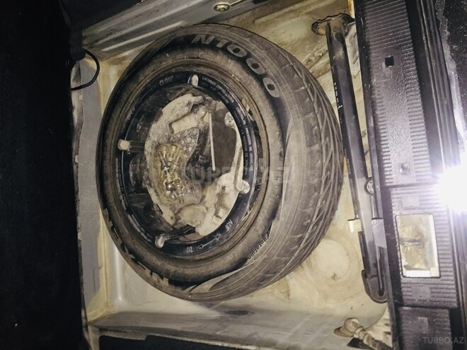 Mercedes E 300 1999, 224,500 km - 3.0 l - Bakı