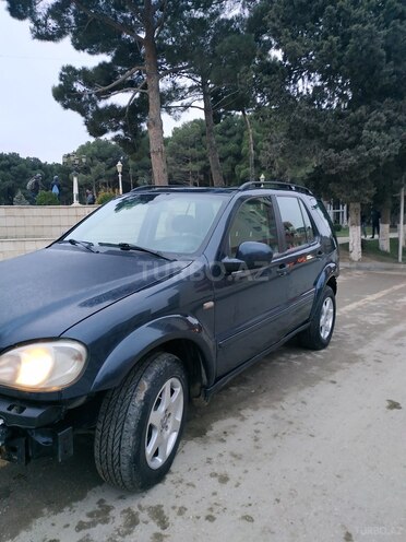 Mercedes ML 320 2001, 220,000 km - 3.2 l - Bakı