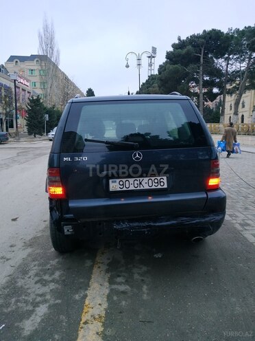 Mercedes ML 320 2001, 220,000 km - 3.2 l - Bakı