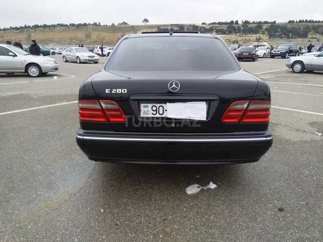 Mercedes E 280 2001, 360,000 km - 2.8 l - Bakı