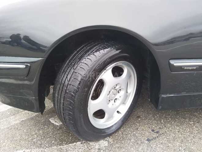 Mercedes E 280 2001, 360,000 km - 2.8 l - Bakı