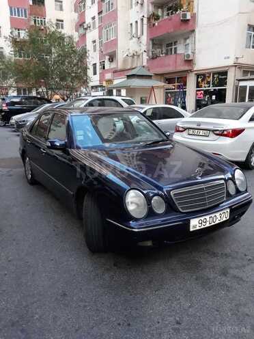 Mercedes E 270 2000, 268,000 km - 2.7 l - Bakı