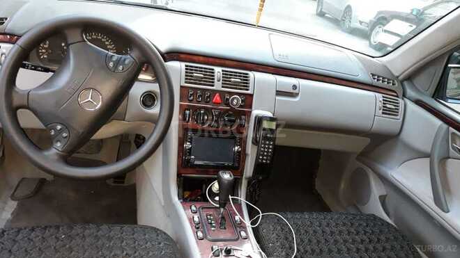 Mercedes E 270 2000, 268,000 km - 2.7 l - Bakı