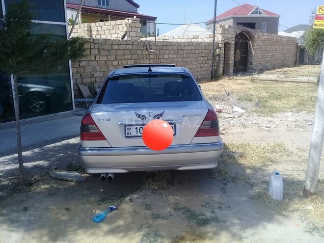 Mercedes C 280 1994, 400,000 km - 2.8 l - Ucar