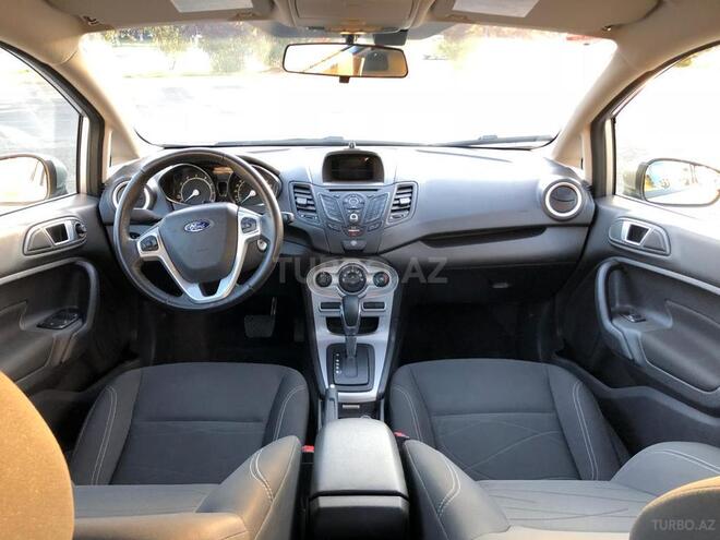 Ford Fiesta 2015, 50,800 km - 1.6 l - Bakı