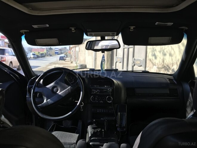 BMW 320 1993, 328,009 km - 2.0 l - Sumqayıt