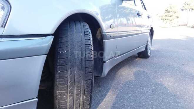 Mercedes C 180 1995, 235,641 km - 1.8 л - Sumqayıt