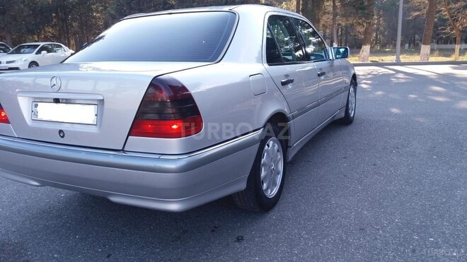 Mercedes C 180 1995, 235,641 km - 1.8 л - Sumqayıt