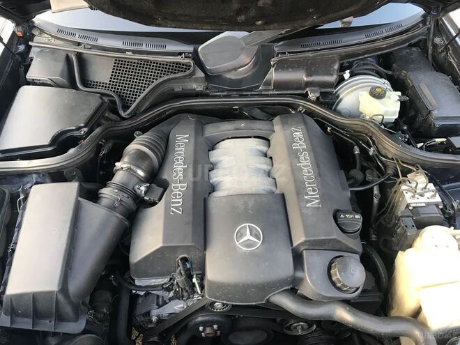 Mercedes E 240 2000, 332,468 km - 2.6 l - Bərdə