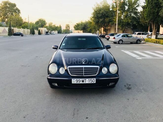 Mercedes E 240 2000, 332,468 km - 2.6 l - Bərdə