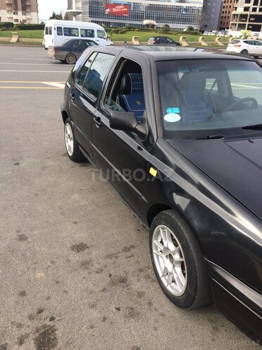 Volkswagen Golf 1995, 250,000 km - 1.8 l - Bakı
