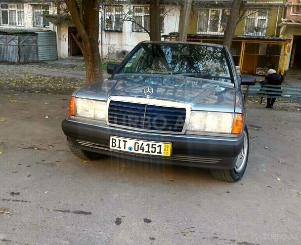 Mercedes 190 1990, 245,550 km - 2.0 л - Bakı