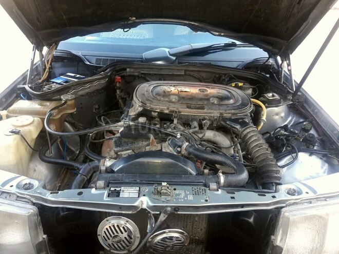 Mercedes 190 1990, 245,550 km - 2.0 л - Bakı