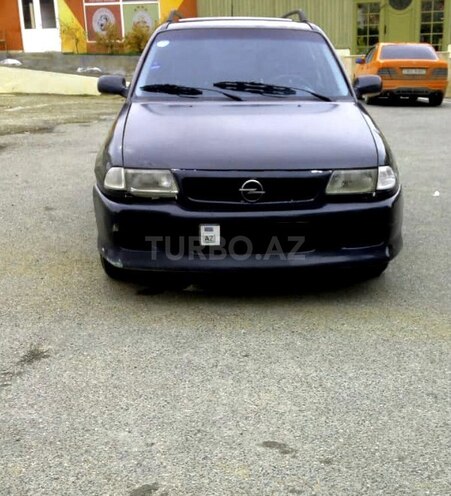 Opel Astra 1997, 163,700 km - 2.0 l - Bakı