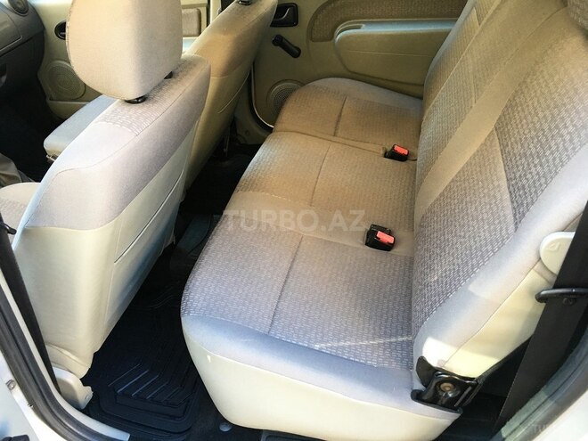 Dacia Logan 2007, 179,000 km - 1.5 l - Bakı