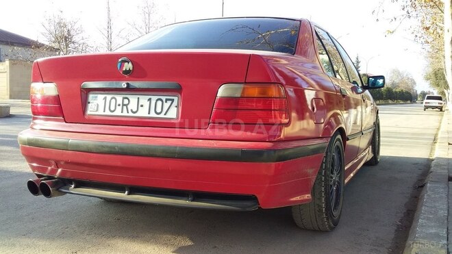 BMW 318 1994, 401,652 km - 2.0 л - Beyləqan