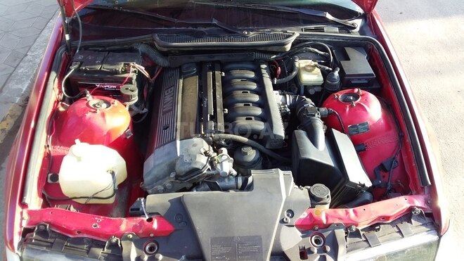 BMW 318 1994, 401,652 km - 2.0 л - Beyləqan