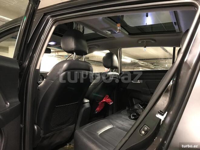 Kia Sportage 2012, 131,300 km - 2.4 l - Bakı