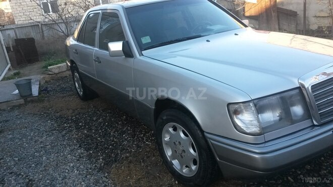 Mercedes E 200 1992, 455,588 km - 2.0 l - Sumqayıt