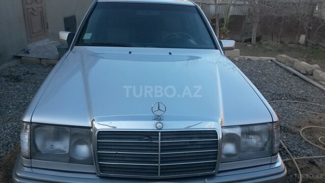 Mercedes E 200 1992, 455,588 km - 2.0 l - Sumqayıt