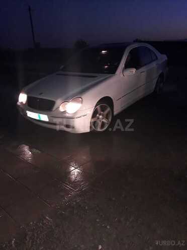 Mercedes C 320 2000, 370,000 km - 0.4 л - Bakı