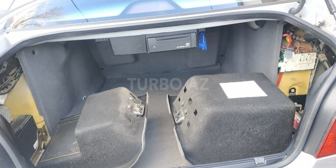 BMW 525 2000, 143,000 km - 0.3 л - İsmayıllı