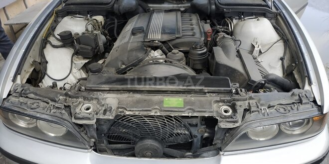 BMW 525 2000, 143,000 km - 0.3 л - İsmayıllı