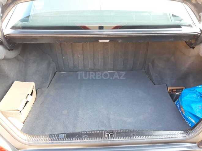 Mercedes E 220 1995, 272,000 km - 2.2 л - Gəncə
