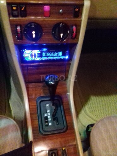 Mercedes E 220 1993, 399,000 km - 2.2 л - Bakı