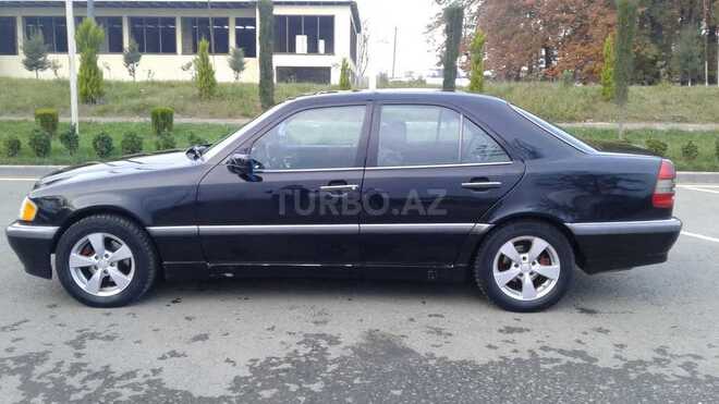 Mercedes C 230 1998, 220,000 km - 2.3 l - Masallı