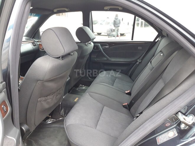Mercedes E 240 2000, 270,000 km - 2.6 l - Sumqayıt