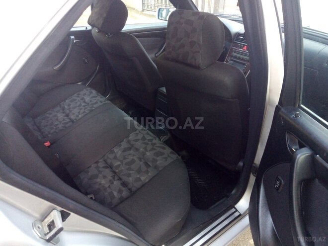 Mercedes C 200 2000, 236,692 km - 2.0 l - Sumqayıt