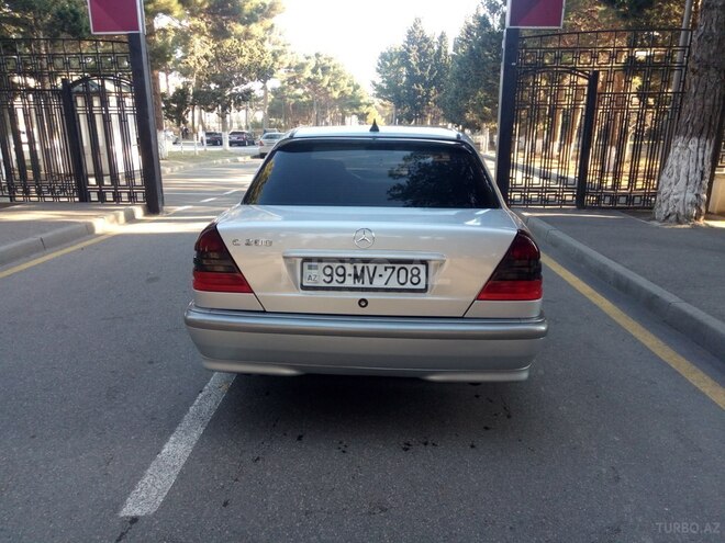 Mercedes C 200 2000, 236,692 km - 2.0 l - Sumqayıt