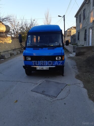 Mercedes 208 D 1992, 222,222 km - 0.2 l - Sumqayıt