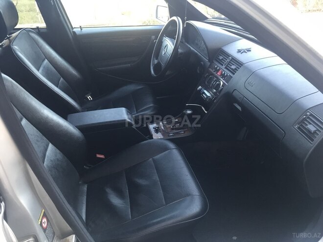 Mercedes C 230 1999, 253,000 km - 2.3 l - Bakı