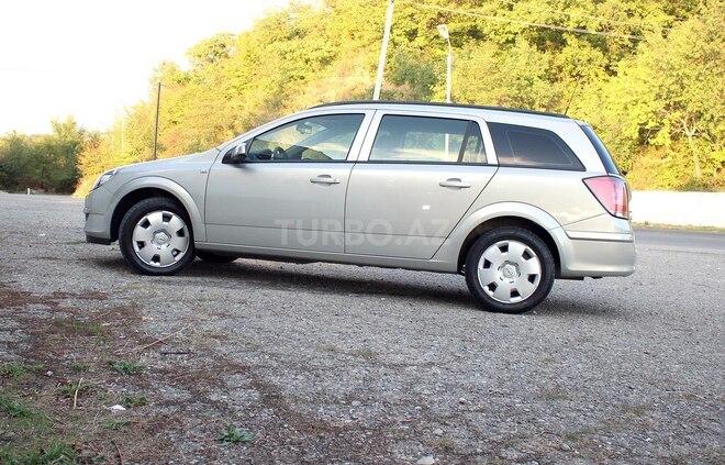 Opel Astra 2005, 225,000 km - 1.7 l - Bakı