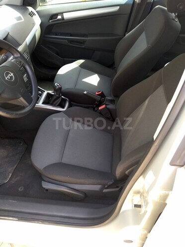 Opel Astra 2005, 225,000 km - 1.7 l - Bakı