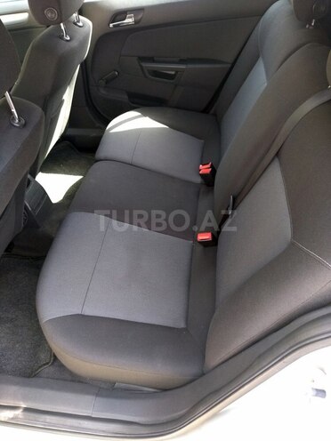 Opel Astra 2005, 225,000 km - 1.7 l - Bakı