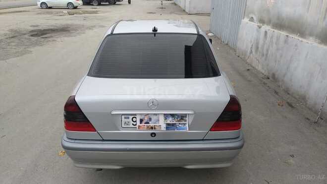 Mercedes C 180 1999, 250,000 km - 1.8 l - Bakı