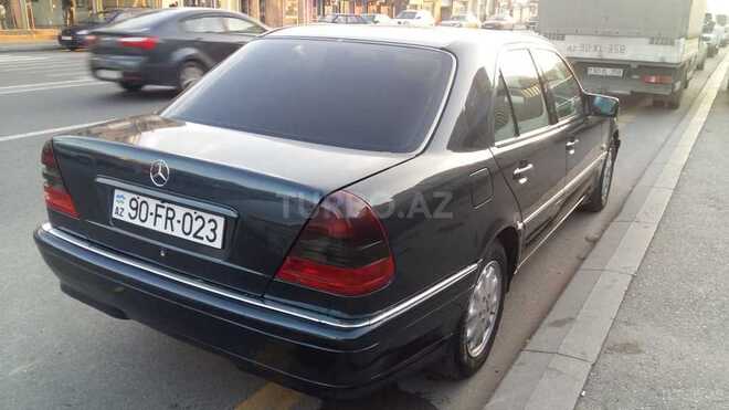 Mercedes C 280 1997, 327,000 km - 2.8 л - Bakı