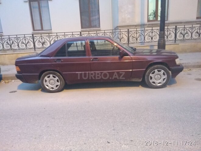 Mercedes 190 1992, 269,292 km - 1.8 л - Bakı